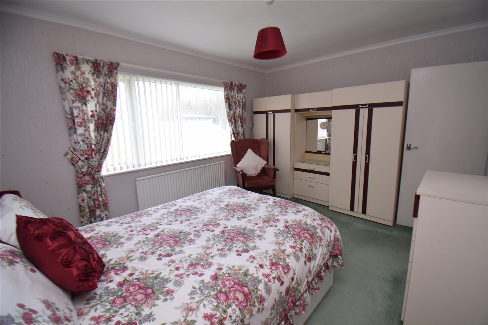 Bedroom 2.JPG